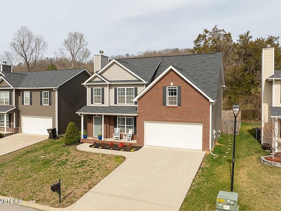 2nd image of 7737 Budding Vine Ln