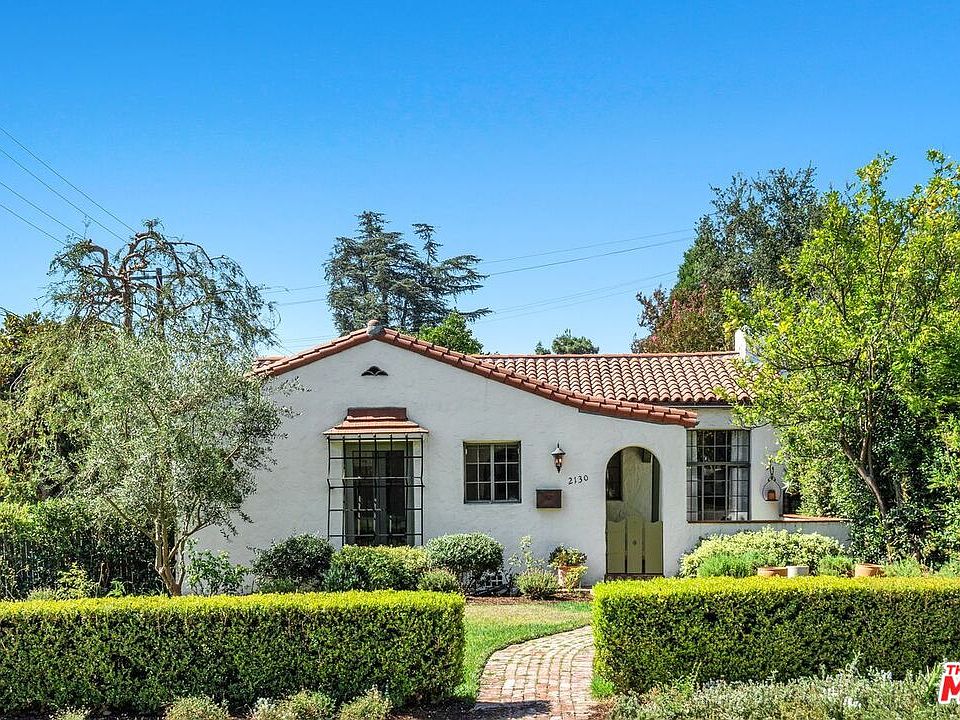 1st image of 2130 Las Lunas St
