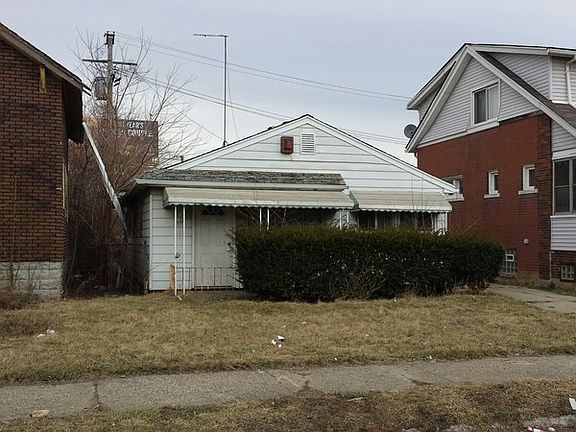 2nd image of 951 E Brentwood St