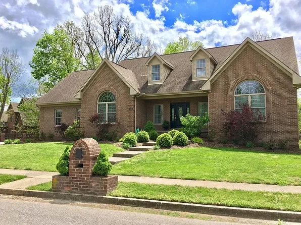320 Hawthorne Dr, Nicholasville, KY 40356