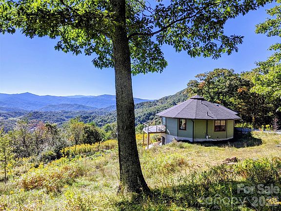 3rd image of 448 Howards Knob Rd