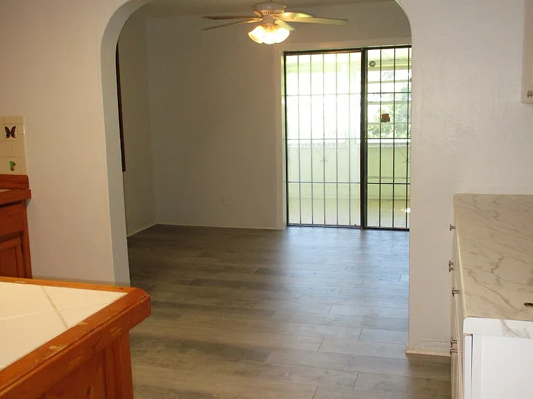 331 Clifton Ave — Photo 4