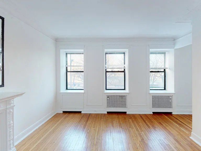 Dining/Living room