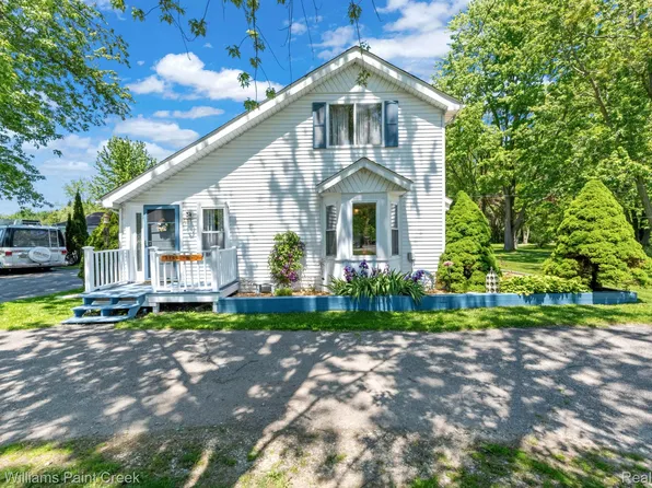 3100 Vincent Rd, North Street, MI 48049