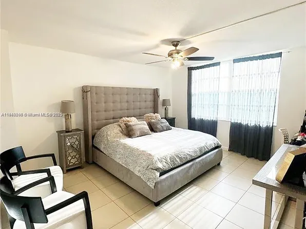 2750 NE 183rd St APT 1404, Aventura, FL 33160