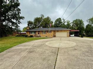 4490 Stow Rd, Stow, OH 44224