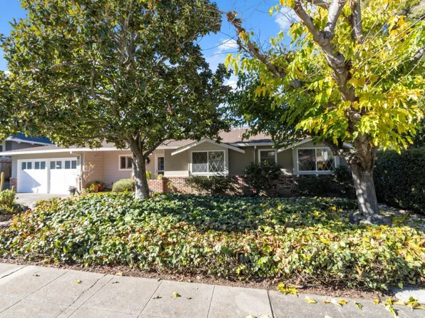 1830 Barton St, Redwood City, CA 94061
