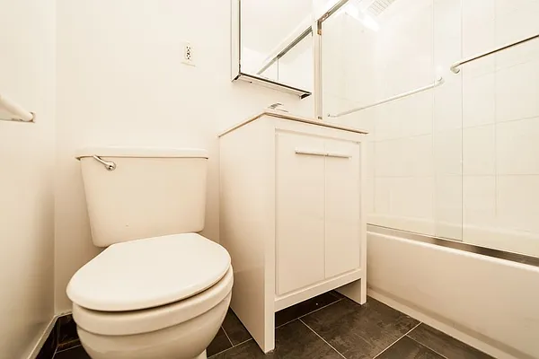 Rented by Bold New York | media 7