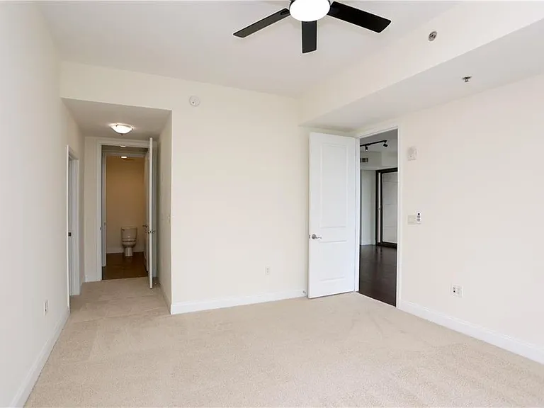 270 17th St NW #2801 — Photo 18