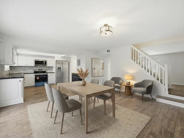 436 Westview Ter, Arlington, TX 76013