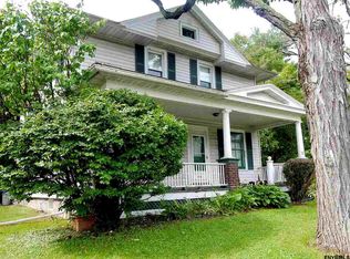 1060 Hoosick Rd, Troy, NY 12180