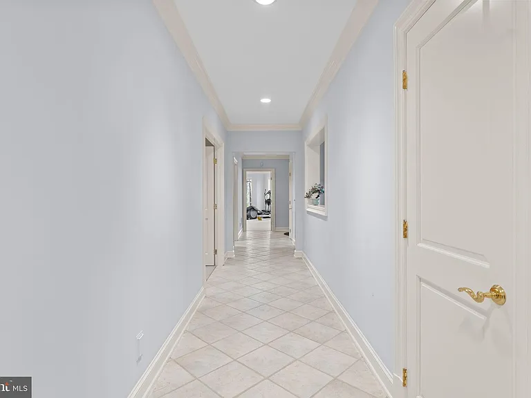 8541 Old Dominion Dr — Photo 95