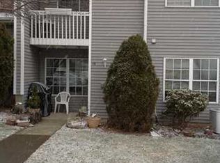 35 Jimal Dr, Middletown, NY 10940