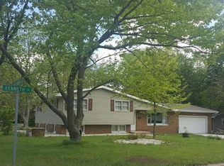 1408 Kenneth Dr, Rantoul, IL 61866