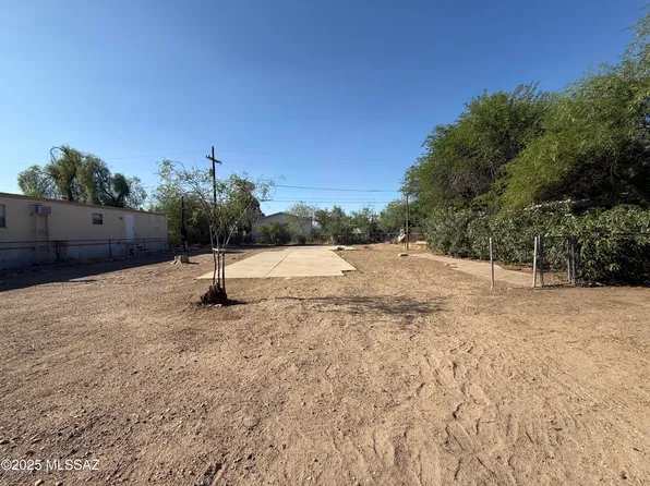 2850 W Carnauba St #102, Tucson, AZ 85705
