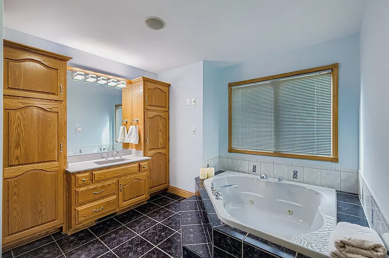 Thumbnail 16