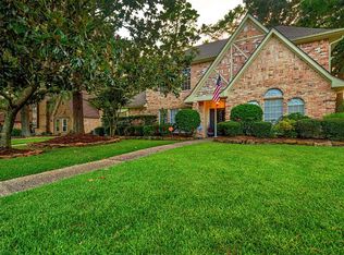 2915 Forest Garden Dr, Kingwood, TX 77345