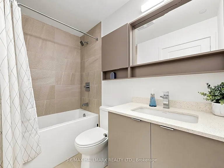 415 Main St W #612 — Photo 12