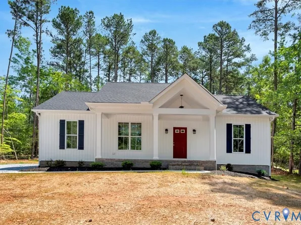 548 Anchor Dr, Bracey, VA 23919