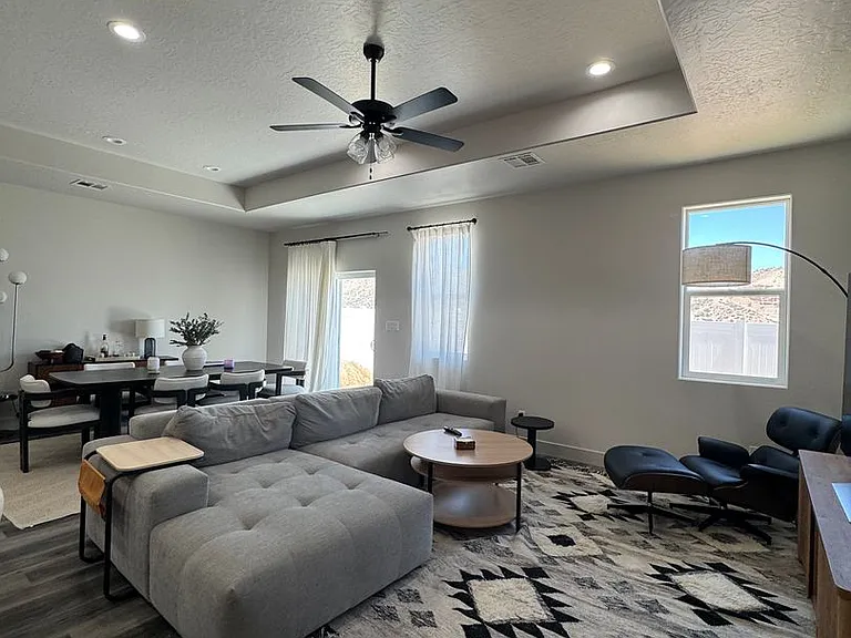 2620 Platinum Dr — Photo 1