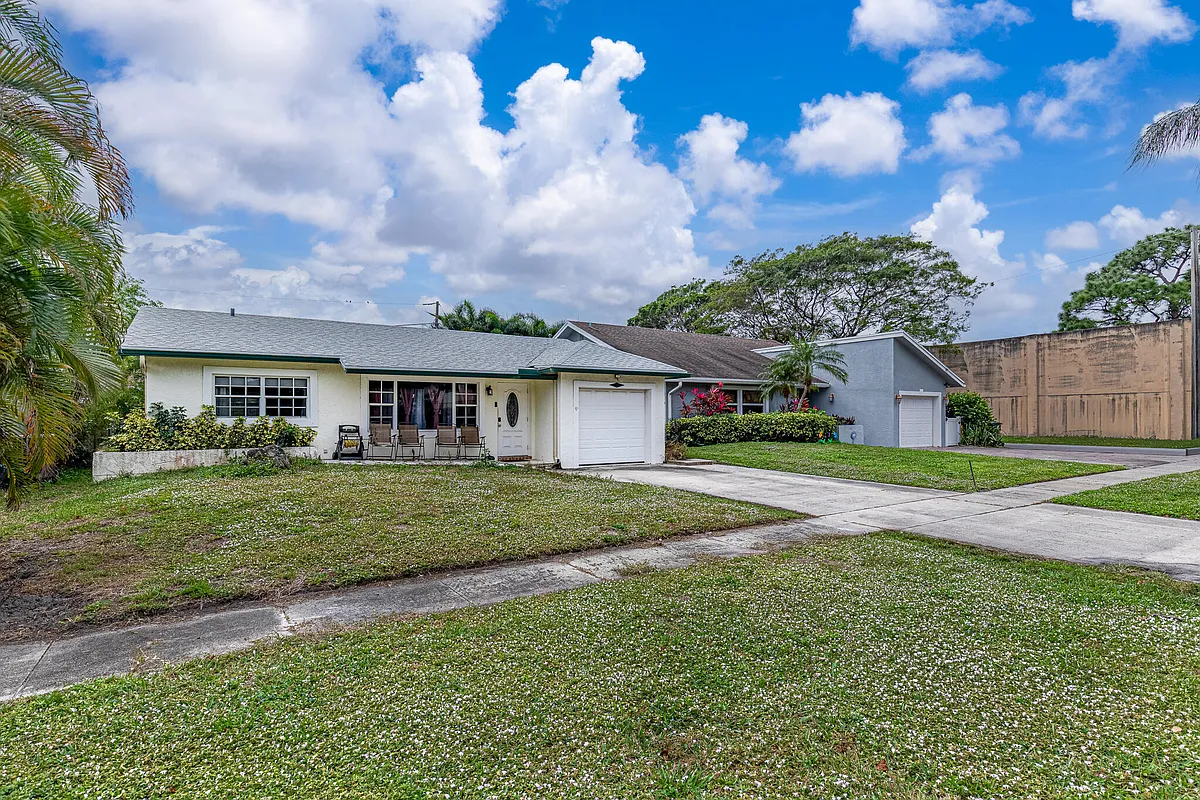 Building Photo - 564 NW 55th St