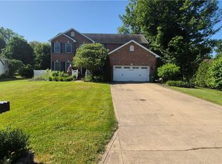 5242 Watersedge Ct, Ashtabula, OH 44004