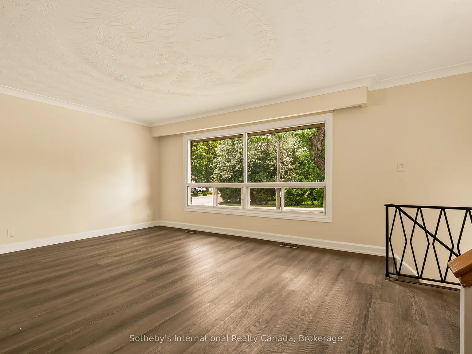 3 bed, $3,200 — Photo 4