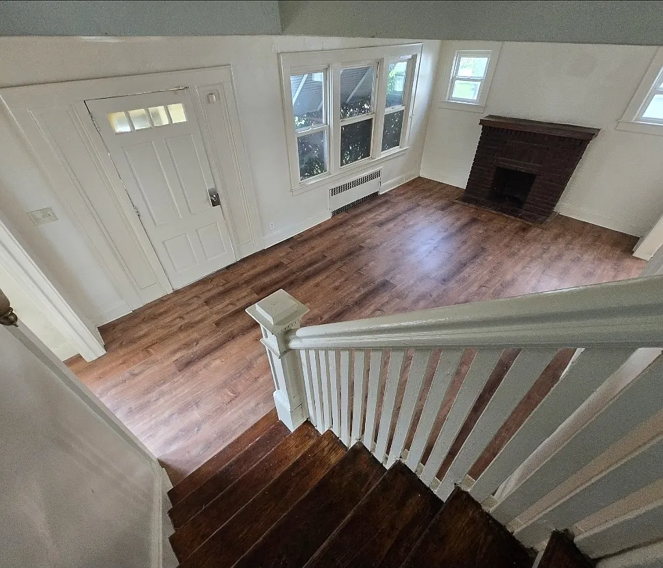 4 bed, 1373 sqft, $2,800 — Photo 3