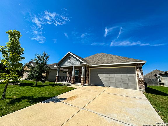 3rd image of 2276 olive hill