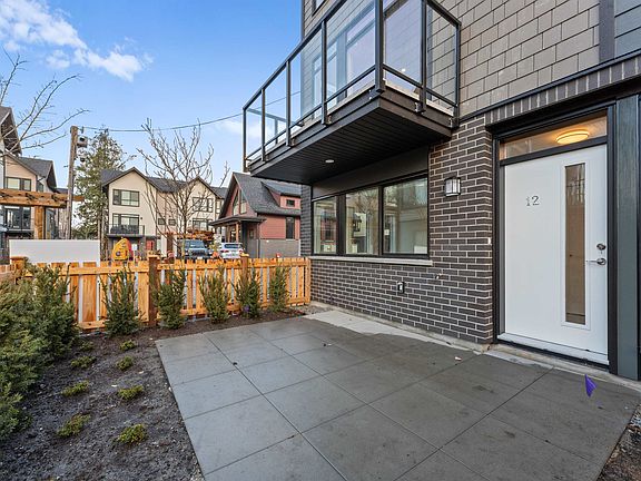 4th image of 4337 Boundary Rd #18