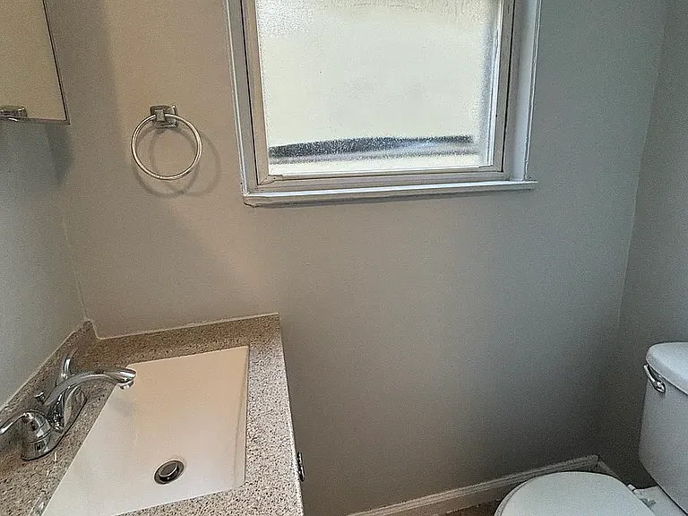 158 Hobson St #2 — Photo 10
