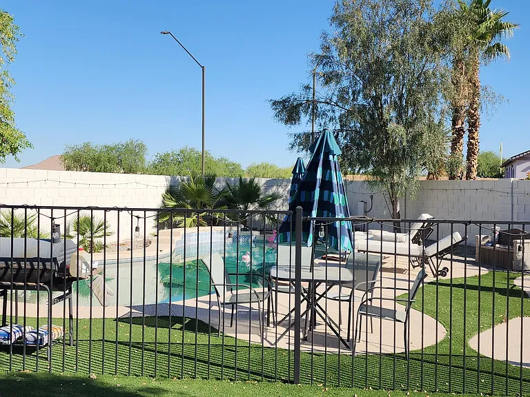 6424 N Florence Ave — Photo 31