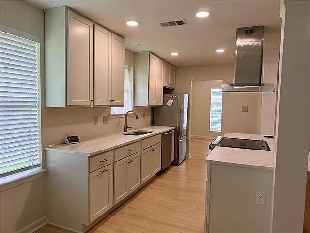 4 Charlene Ct — Photo 5