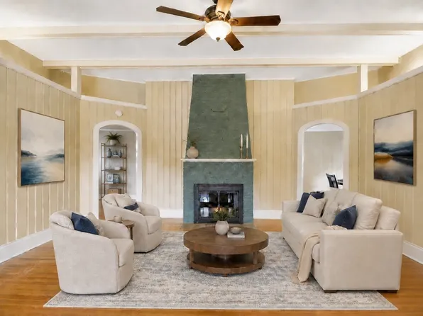 41 F St, Hull, MA 02045