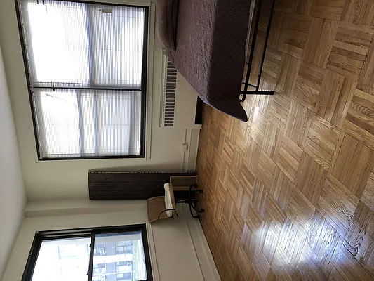 Rented by 18 REALTY | media 7