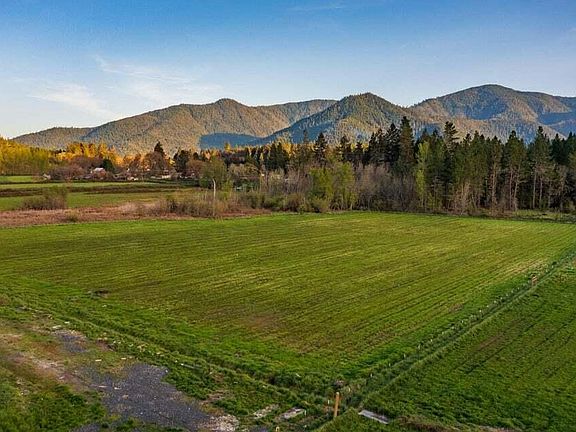 2nd image of 4784 Fish Hatchery Rd