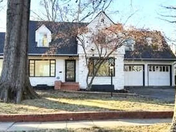 6728 Cherry St, Kansas City, MO 64131