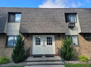 20 Versailles Rd APT 5, Rochester, NY 14621
