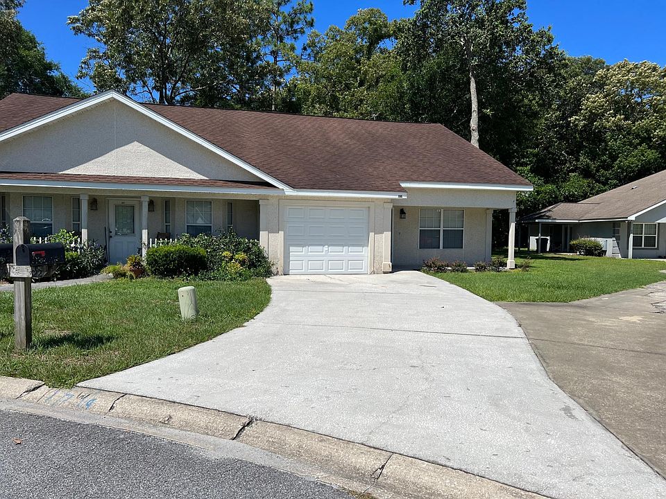 1st image of 327 Windridge Dr #327
