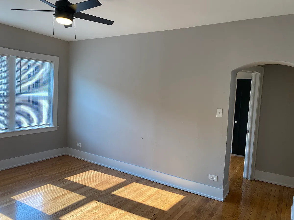 Building Photo - 8313 S Racine Ave #2