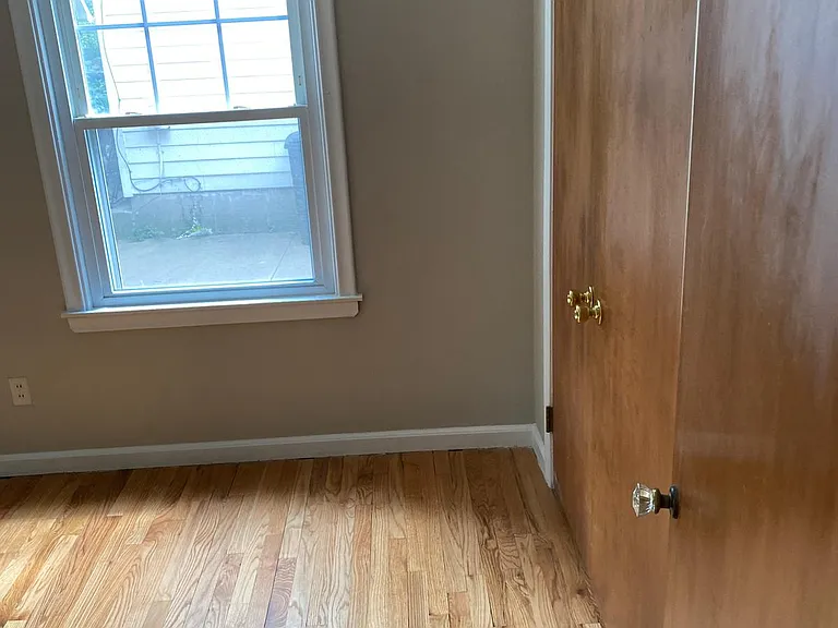 1724 Chandler Rd — Photo 10