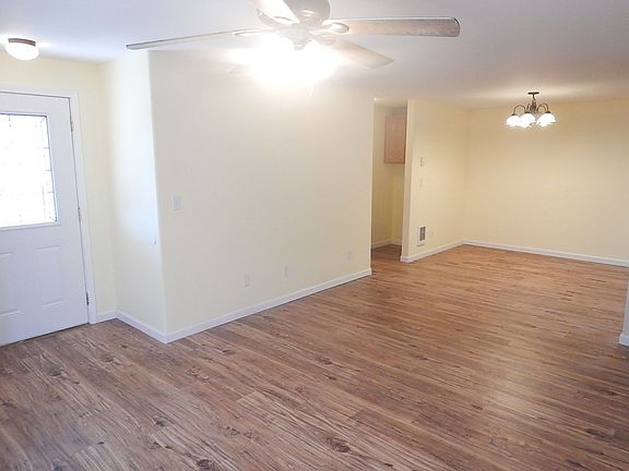 3rd image of 2373-2379 NE Tennessee Ln #2