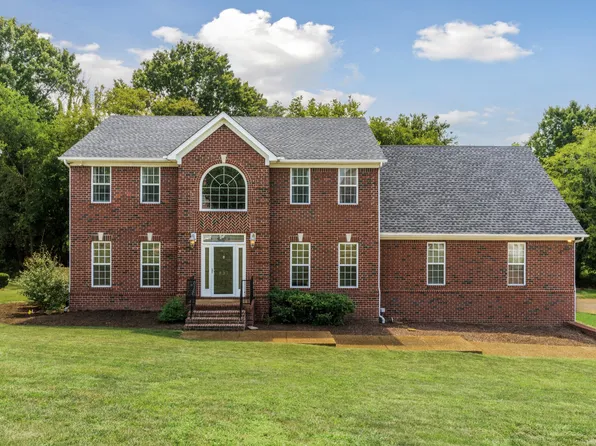 837 Loretta Dr, Goodlettsville, TN 37072