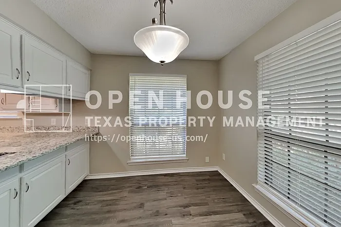 1306 Pinon Dr — Photo 9