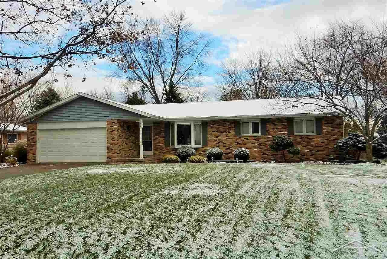 3592 Ruskview Dr photo 1
