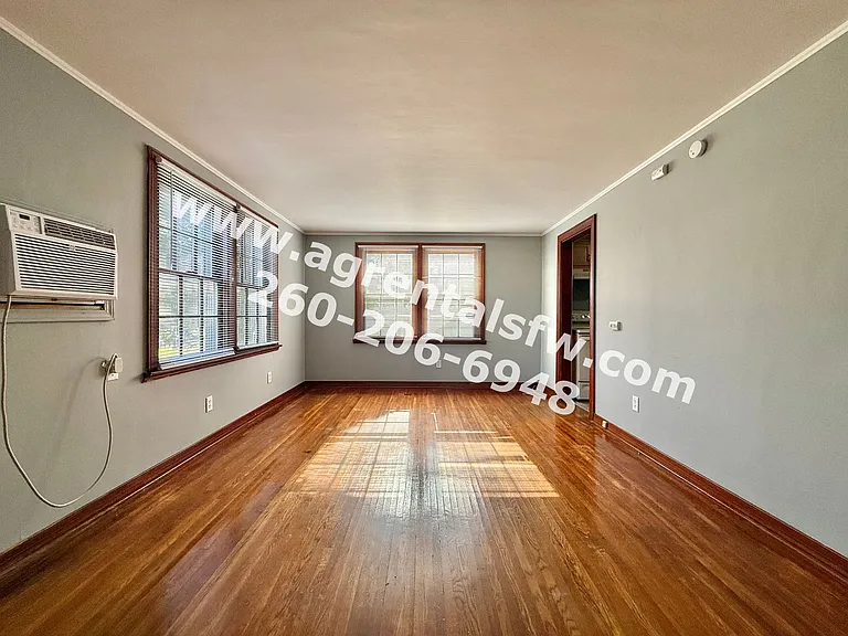 1015 Irene Ave — Photo 2