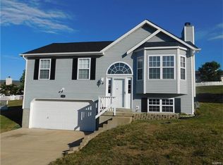 3102 Valley Oaks Dr, Imperial, MO