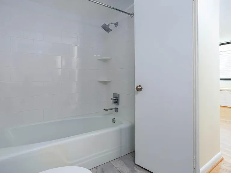 1140 23rd St NW #902 — Photo 11