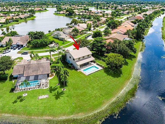 4th image of 11842 Island Lakes Lane