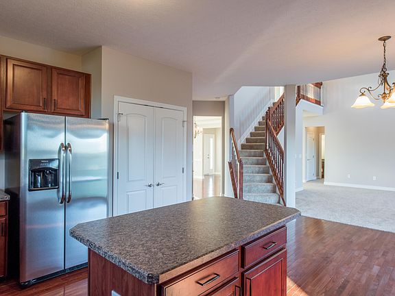 2nd image of 103 S Corkwood Ct